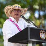 Sombrero-petro-presidente-colombia